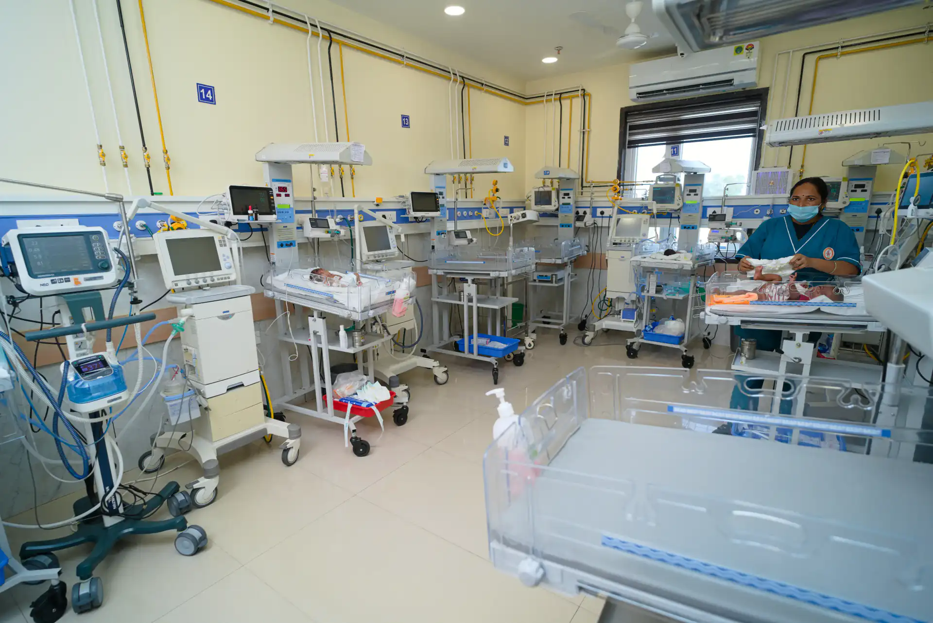 NICU — Incubator